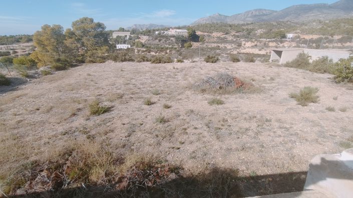 Image No.27-6 Bed Villa for sale