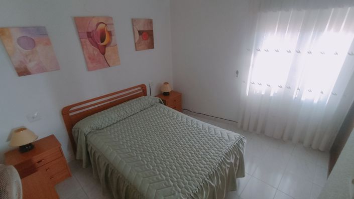 Image No.5-6 Bed Villa for sale