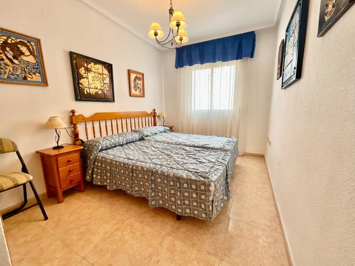Image No.1-Appartement de 2 chambres à vendre à Torrevieja