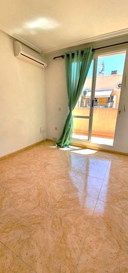 Image No.5-Appartement de 2 chambres à vendre à Torrevieja