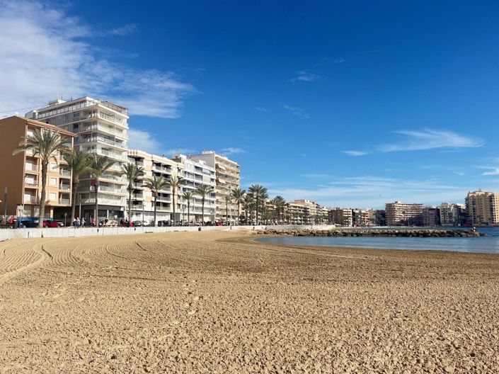 Image No.19-3 Bed Apartment for sale
