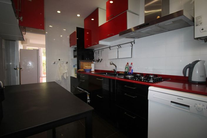 Image No.25-4 Bed Apartment for sale