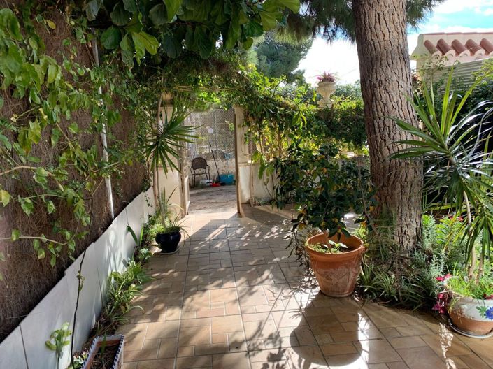 Image No.9-4 Bed Apartment for sale