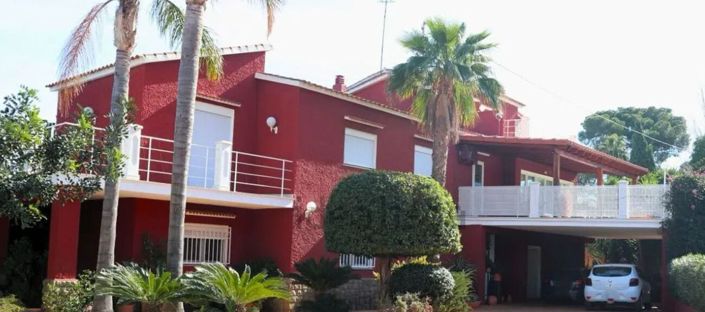 Image No.1-6 Bed Villa for sale