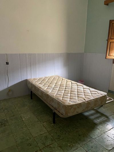 Image No.3-3 Bed Property for sale