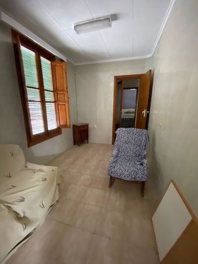 Image No.9-3 Bed Property for sale