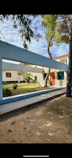 Image No.1-5 Bed Villa for sale