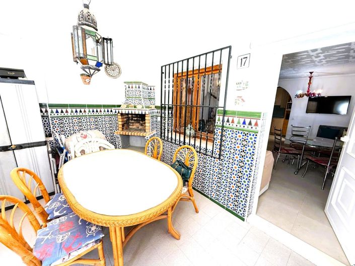 Image No.5-2 Bed Property for sale