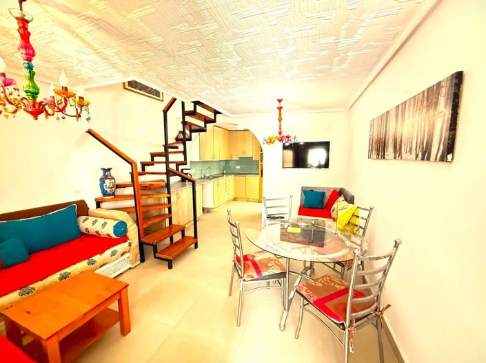 Image No.8-2 Bed Property for sale