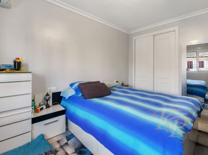 Image No.11-3 Bed Property for sale