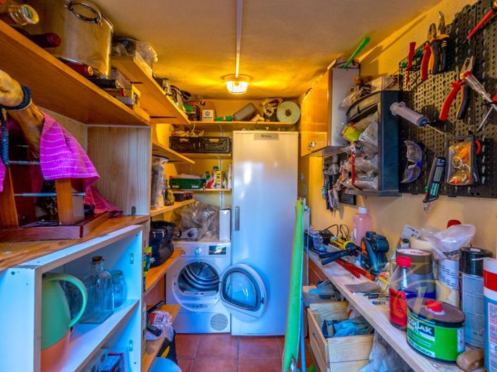 Image No.25-3 Bed Property for sale