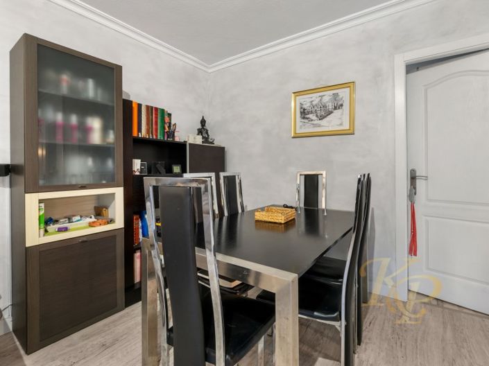 Image No.5-3 Bed Property for sale