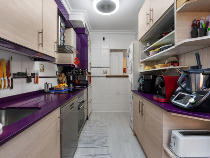 Image No.6-3 Bed Property for sale