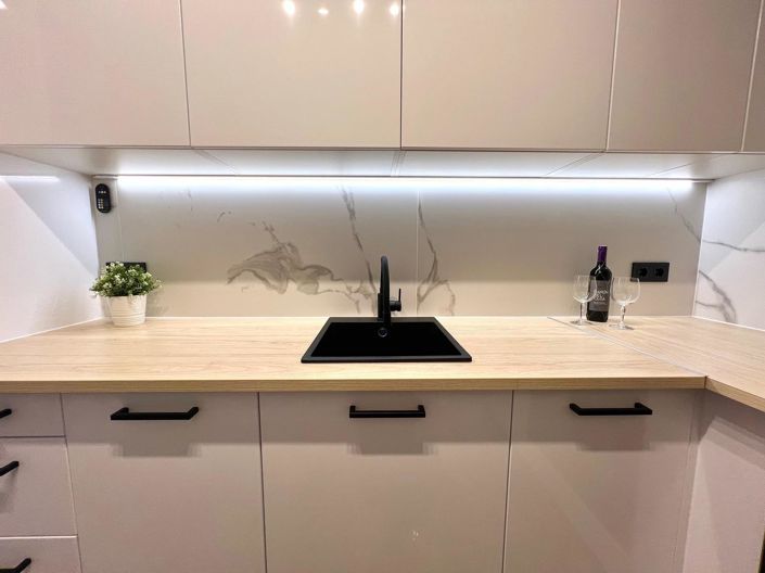 Image No.16-3 Bed Property for sale