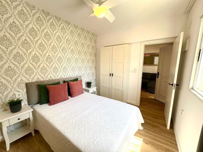 Image No.21-3 Bed Property for sale