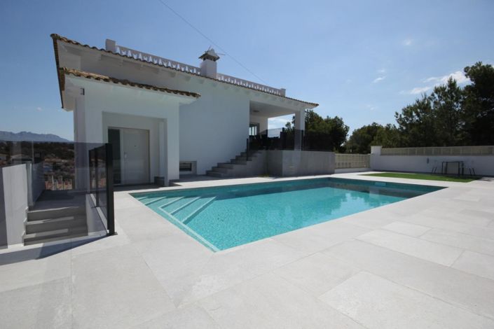 Image No.1-5 Bed Villa for sale