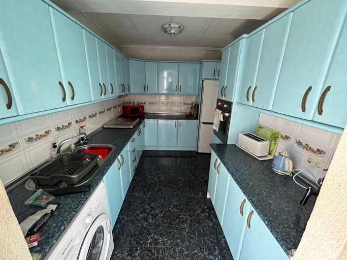 Image No.30-2 Bed Property for sale