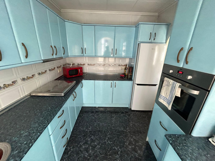 Image No.31-2 Bed Property for sale