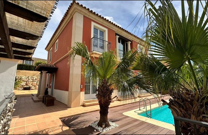 Image No.1-4 Bed Villa for sale