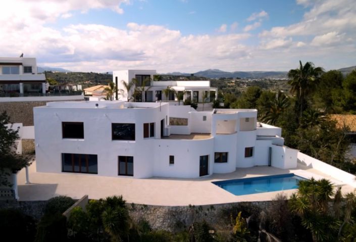 Image No.1-5 Bed Villa for sale