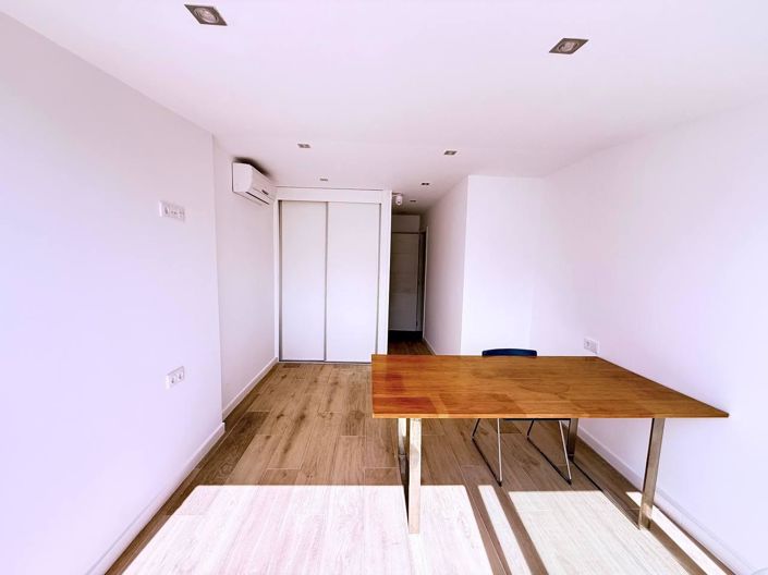 Image No.16-3 Bed Property for sale