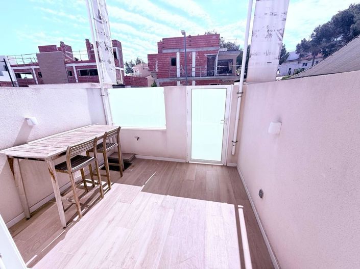 Image No.2-3 Bed Property for sale