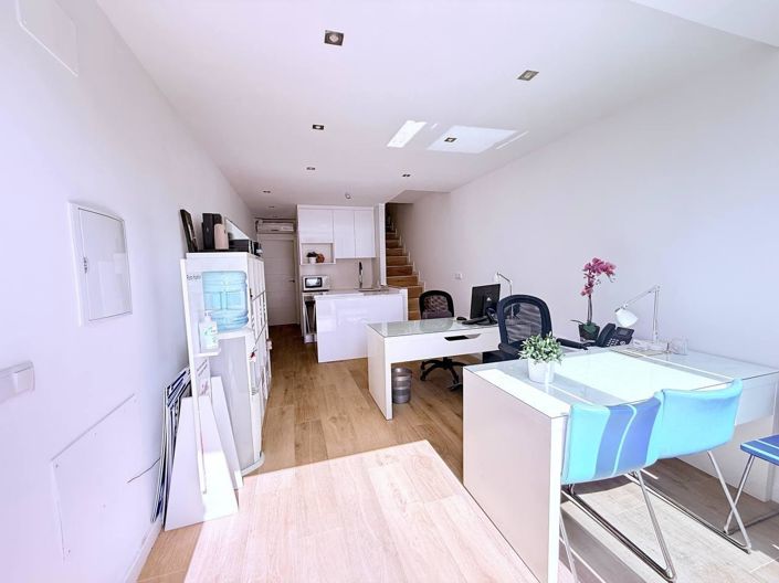 Image No.3-3 Bed Property for sale