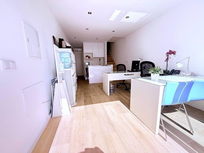 Image No.4-3 Bed Property for sale