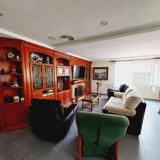 Image No.12-7 Bed Villa for sale