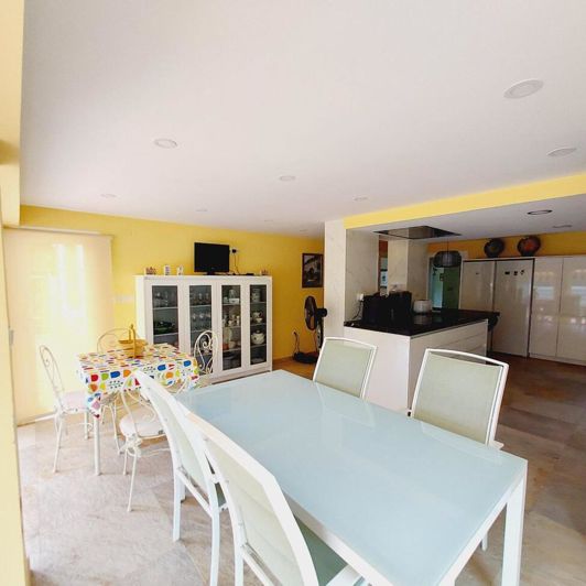 Image No.20-7 Bed Villa for sale