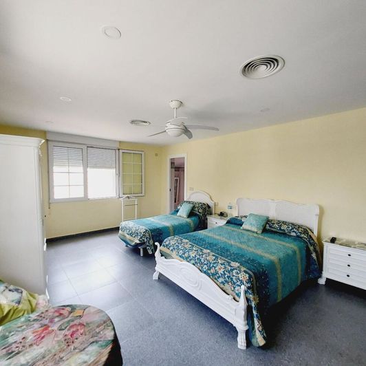 Image No.26-7 Bed Villa for sale