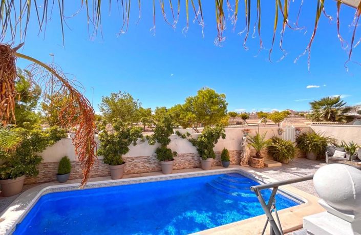 Image No.24-4 Bed Villa for sale