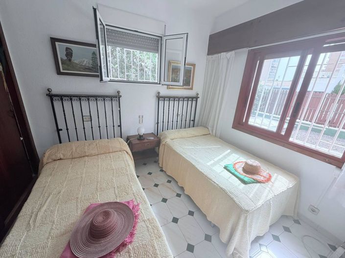 Image No.22-Villa de 4 chambres à vendre à Orihuela Costa