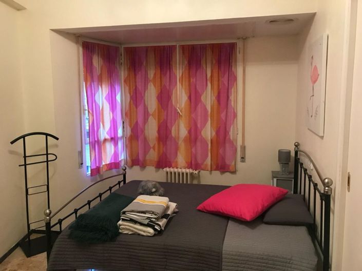 Image No.1-7 Bed Apartment for sale
