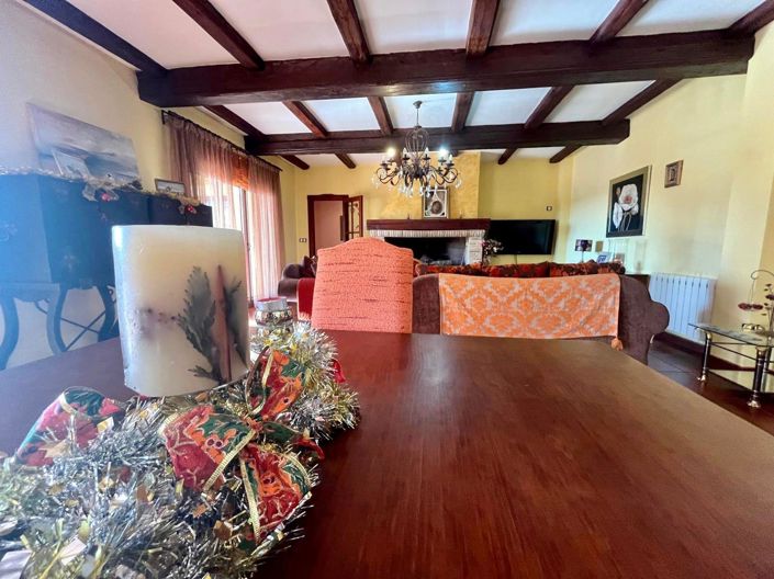 Image No.25-4 Bed Villa for sale