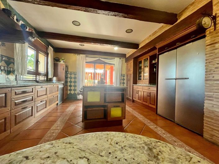 Image No.26-4 Bed Villa for sale