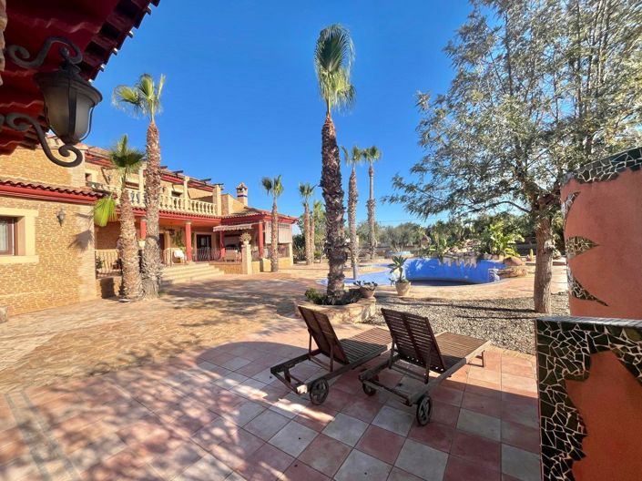 Image No.8-4 Bed Villa for sale