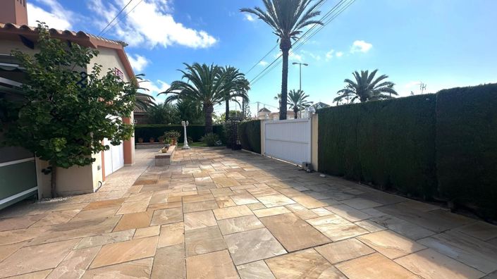 Image No.20-3 Bed Villa for sale