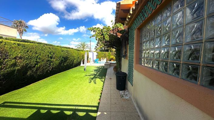 Image No.24-3 Bed Villa for sale