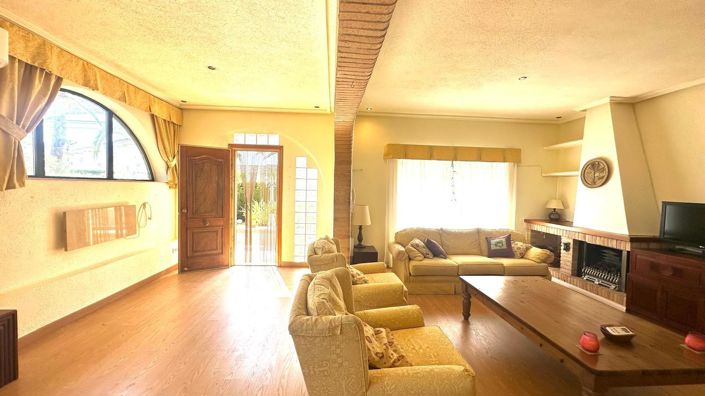 Image No.38-3 Bed Villa for sale