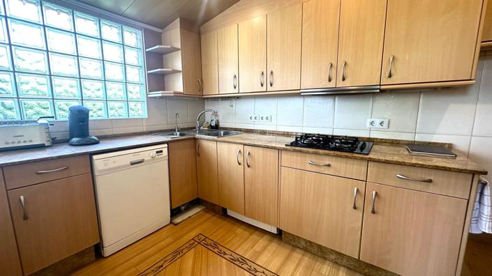 Image No.48-3 Bed Villa for sale