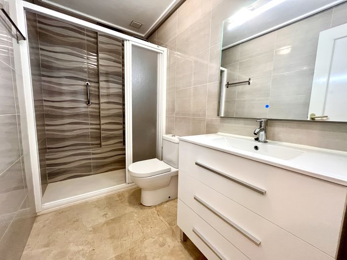 Image No.18-3 Bed Apartment for sale