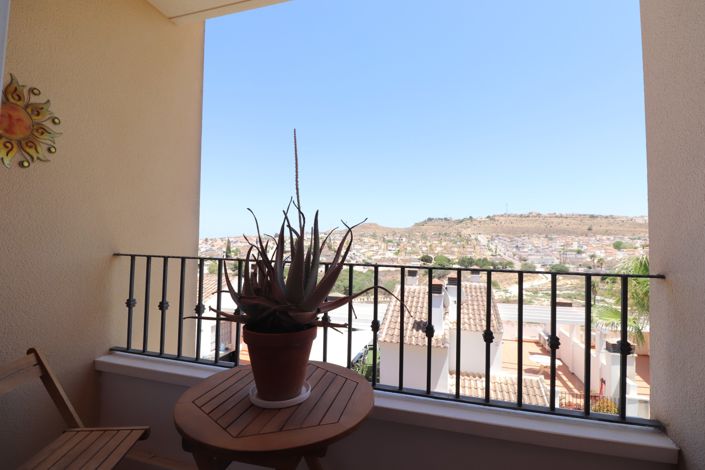 Image No.18-3 Bed Property for sale