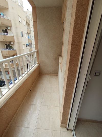 Image No.1-Appartement de 2 chambres à vendre à Torrevieja