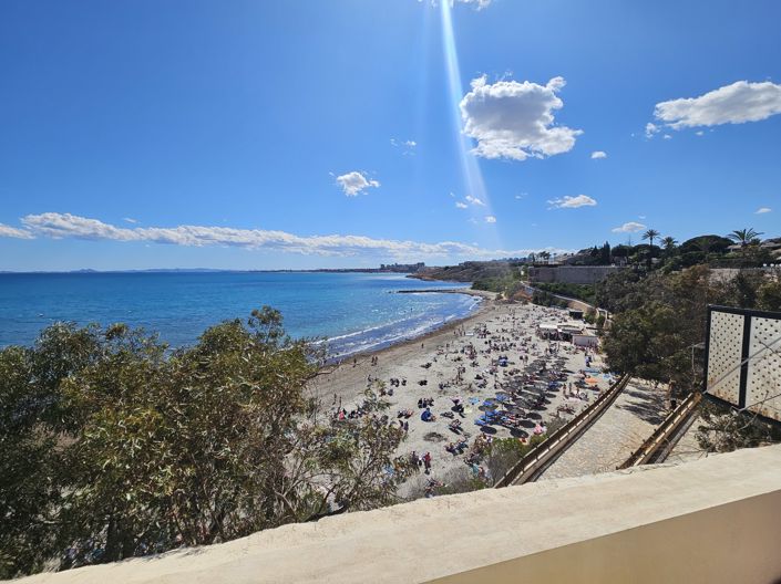 Image No.7-Villa de 5 chambres à vendre à Cabo Roig