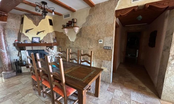 Image No.25-8 Bed Villa for sale