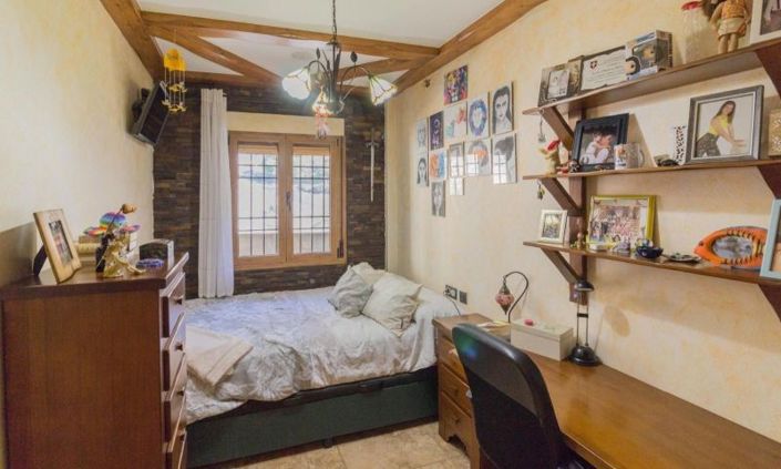 Image No.34-8 Bed Villa for sale