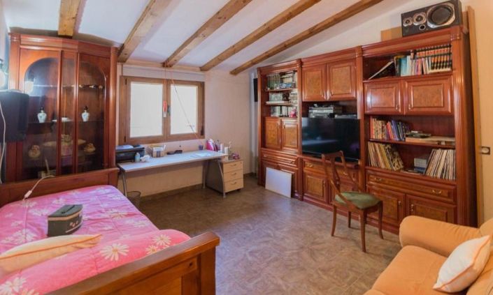 Image No.39-8 Bed Villa for sale