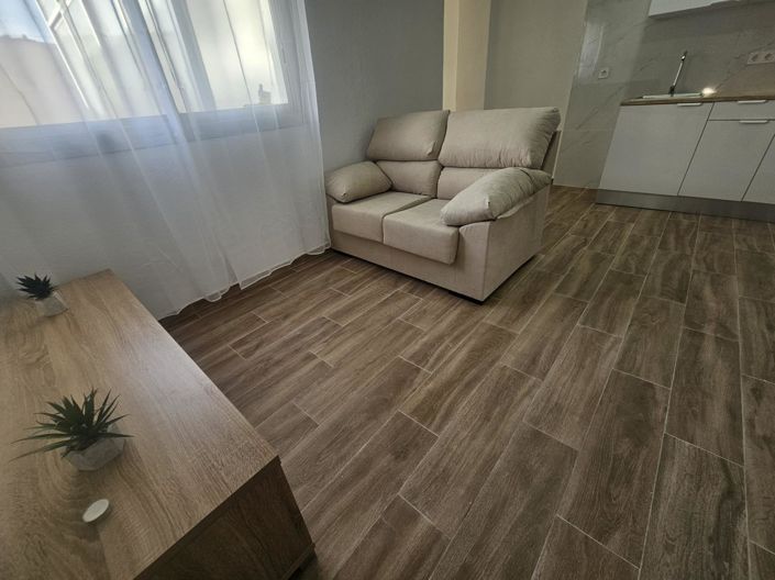 Image No.1-3 Bed Apartment for sale