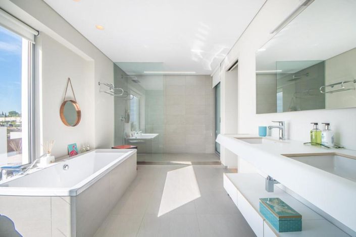 Image No.11-4 Bed Villa for sale